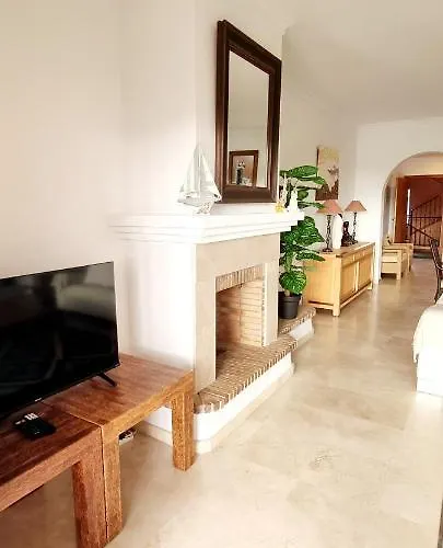 - Playa - En Park Con Terraza Y Jardin Privado Pb6 فيلة إِستيبونا