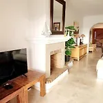- Playa - En Park Con Terraza Y Jardin Privado Pb6 וילה אסטפונה