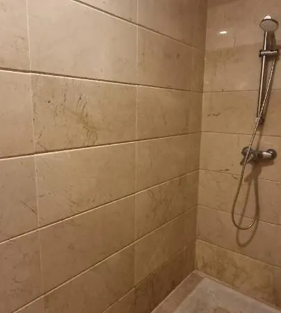 - Playa - En Park Con Terraza Y Jardin Privado Pb6 Villa *