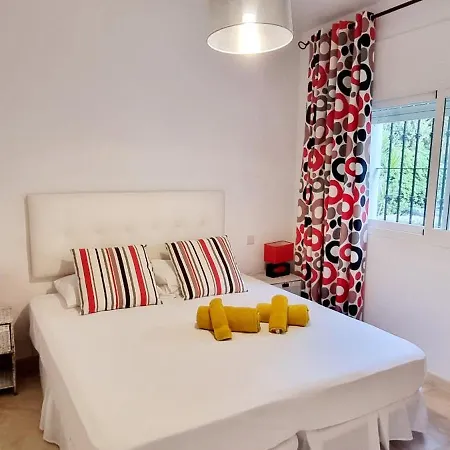 Vila - Playa - En Park Con Terraza Y Jardin Privado Pb6 *