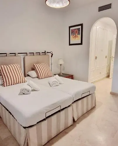 - Playa - En Park Con Terraza Y Jardin Privado Pb6 Villa Estepona